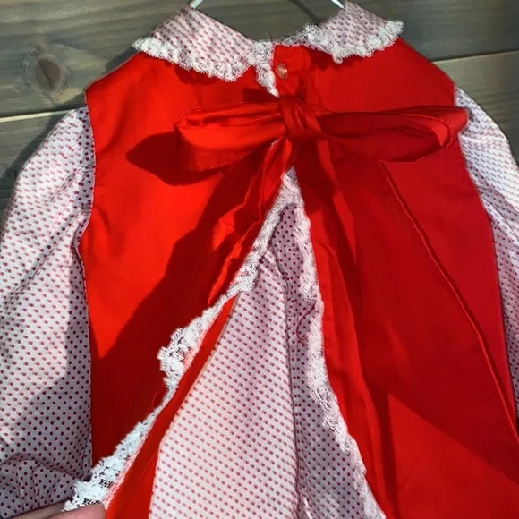 Beautiful vintage hand smocked Polly Flinders dress - Picture 7 of 10